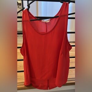 Crimson/hot pink top